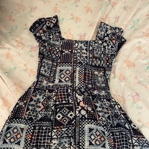 Abstract dress size L 10-12